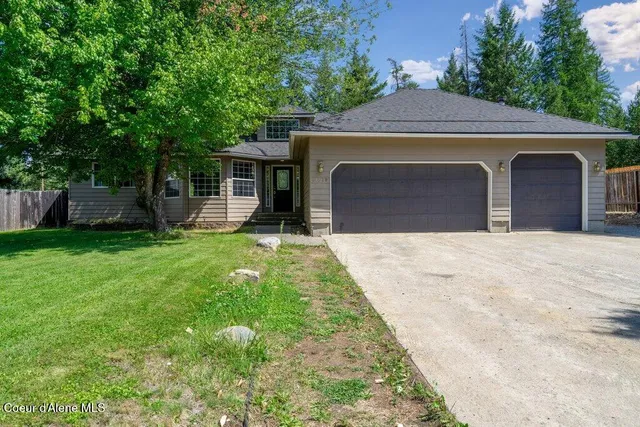 $599,000 | 31538 North Barbara Avenue, Spirit Lake, ID 83869