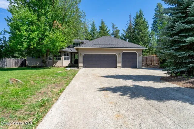 $599,000 | 31538 North Barbara Avenue, Spirit Lake, ID 83869