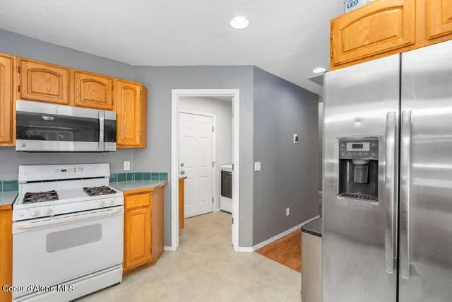 $599,000 | 31538 North Barbara Avenue, Spirit Lake, ID 83869