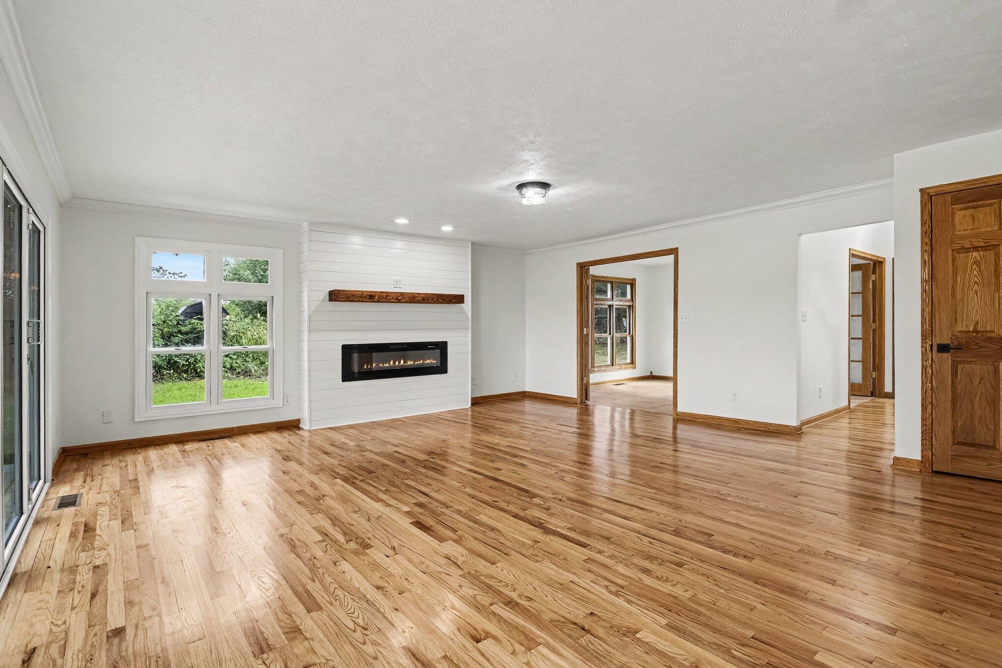2415 Burton Road Niles, MI 49120 - Photo 10 of 36 010_file_7265