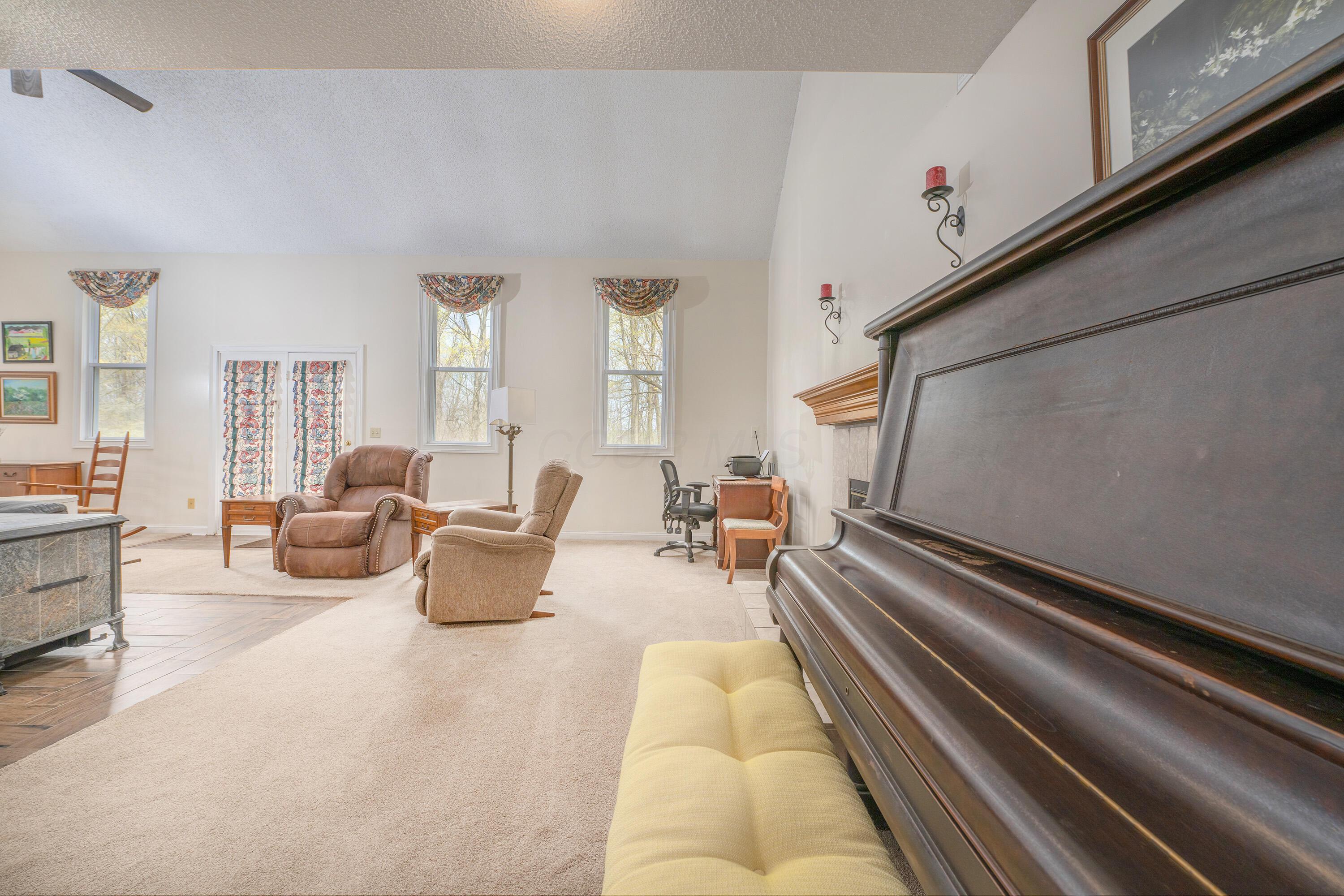 6181 Perry Road Centerburg, OH 43011 - Photo 14 of 44 6181Perry_14