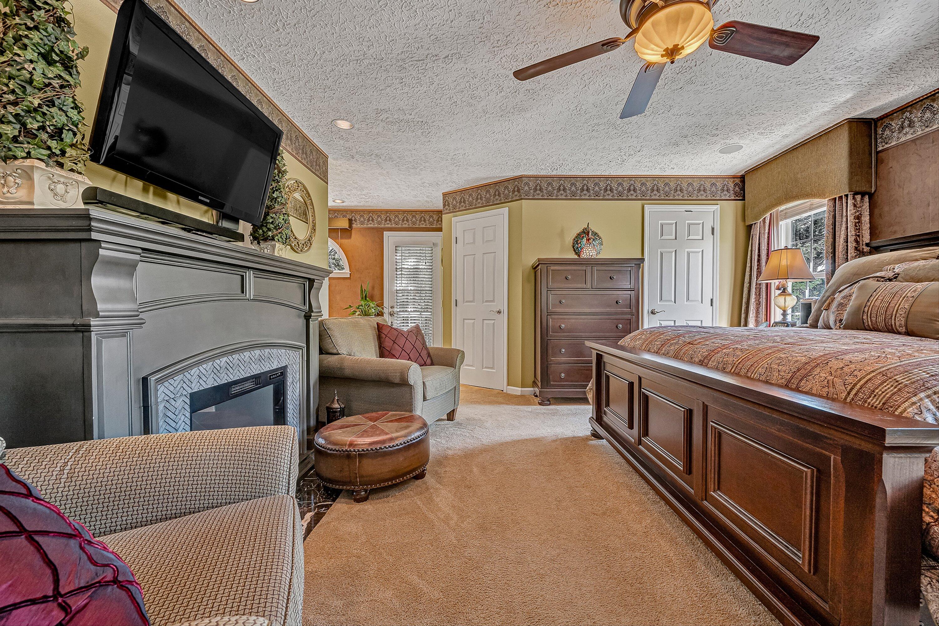 4723 Norwood Street Southwest Roanoke, VA 24018 - Photo 50 of 84 a living room with furniture and a fireplace