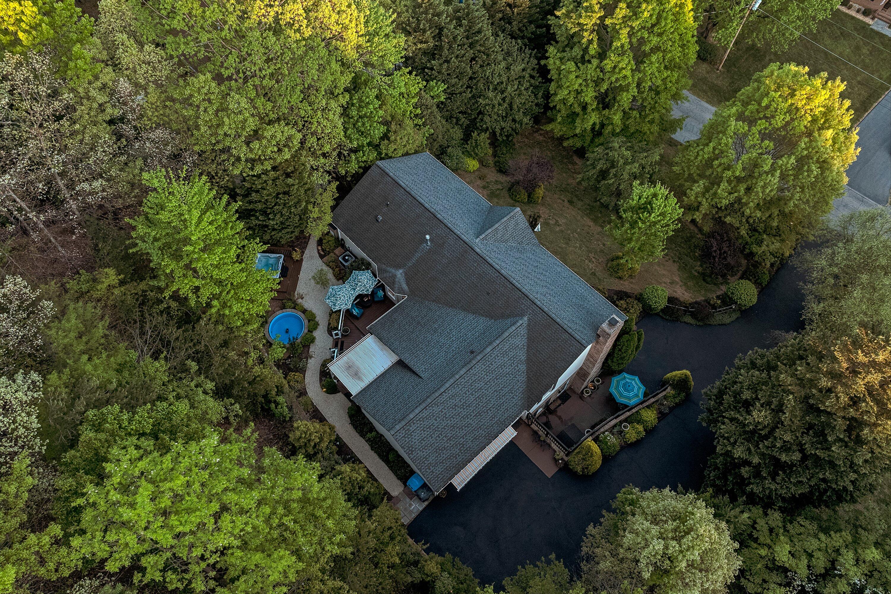 4723 Norwood Street Southwest Roanoke, VA 24018 - Photo 82 of 84 an aerial view of a house with a yard