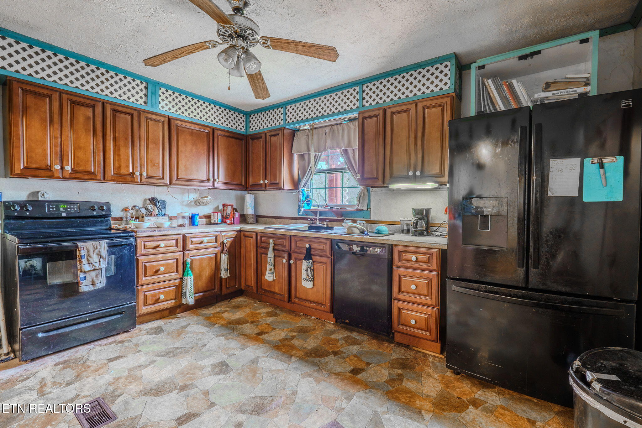 1776 Highway 68 Decatur, TN 37322 - Photo 7 of 23 19-web-or-mls-_DSC7685-HDR