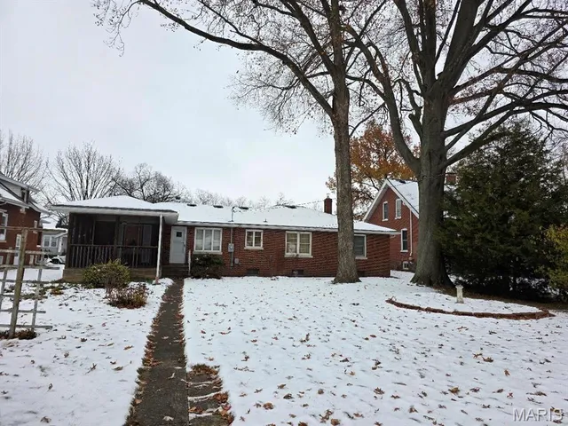 $188,500 | 1600 Lemon Street, Highland, IL 62249