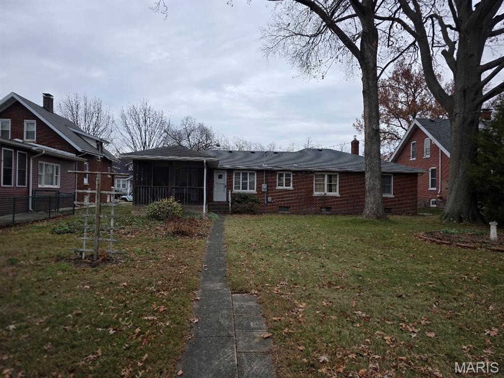 1600 Lemon Street Highland, IL 62249 - Photo 5 of 29