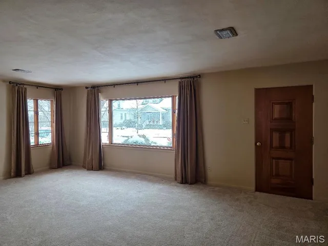 $188,500 | 1600 Lemon Street, Highland, IL 62249