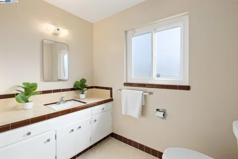 $1,500,000 | 2567 Humboldt Drive, San Leandro, CA 94577