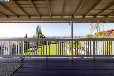 $1,500,000 | 2567 Humboldt Drive, San Leandro, CA 94577