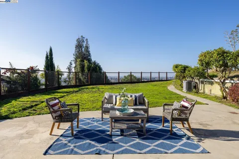 $1,500,000 | 2567 Humboldt Drive, San Leandro, CA 94577