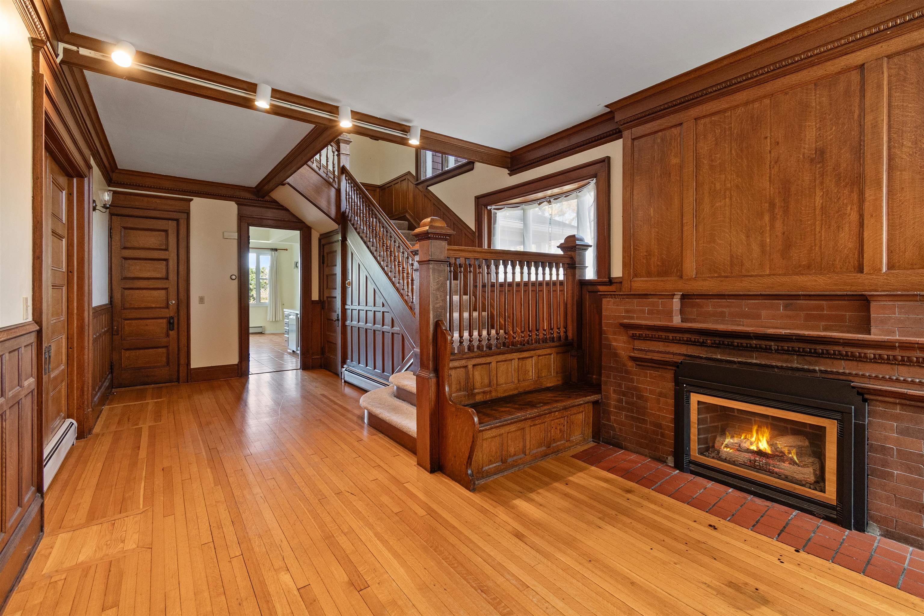 71 South Williams Street, Unit 12B Burlington, VT 05401 - Photo 11 of 57