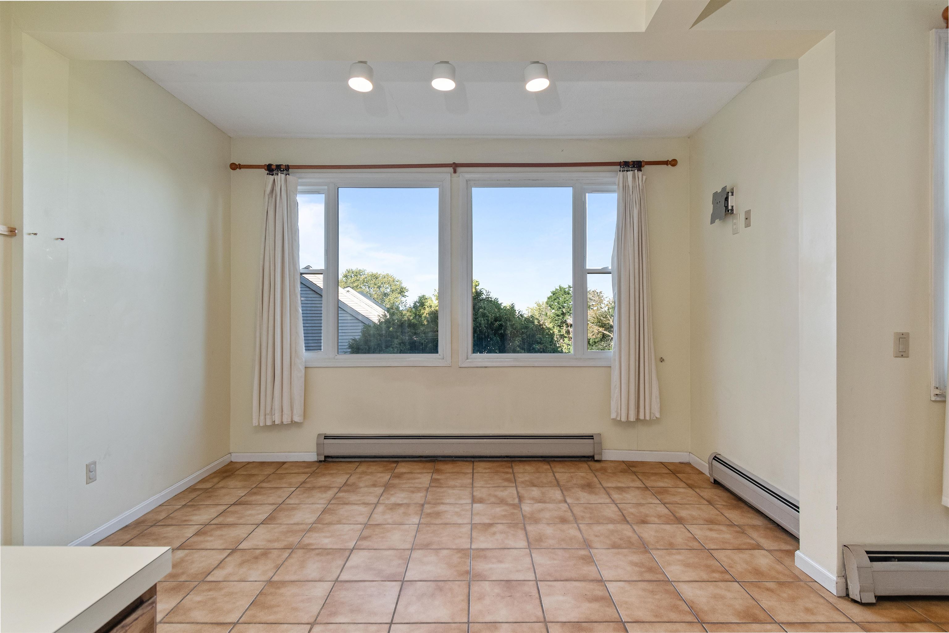 71 South Williams Street, Unit 12B Burlington, VT 05401 - Photo 24 of 57