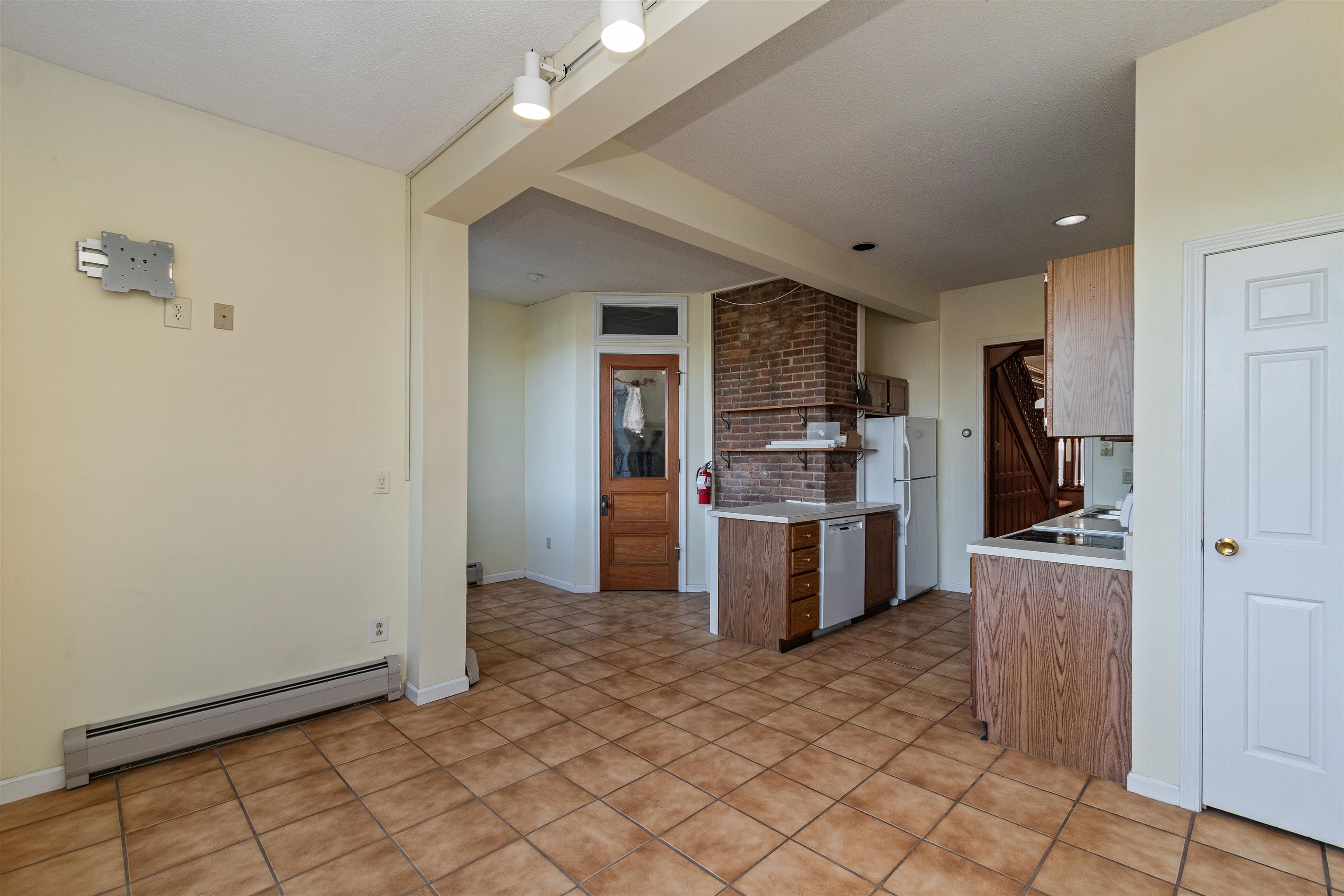 71 South Williams Street, Unit 12B Burlington, VT 05401 - Photo 26 of 57