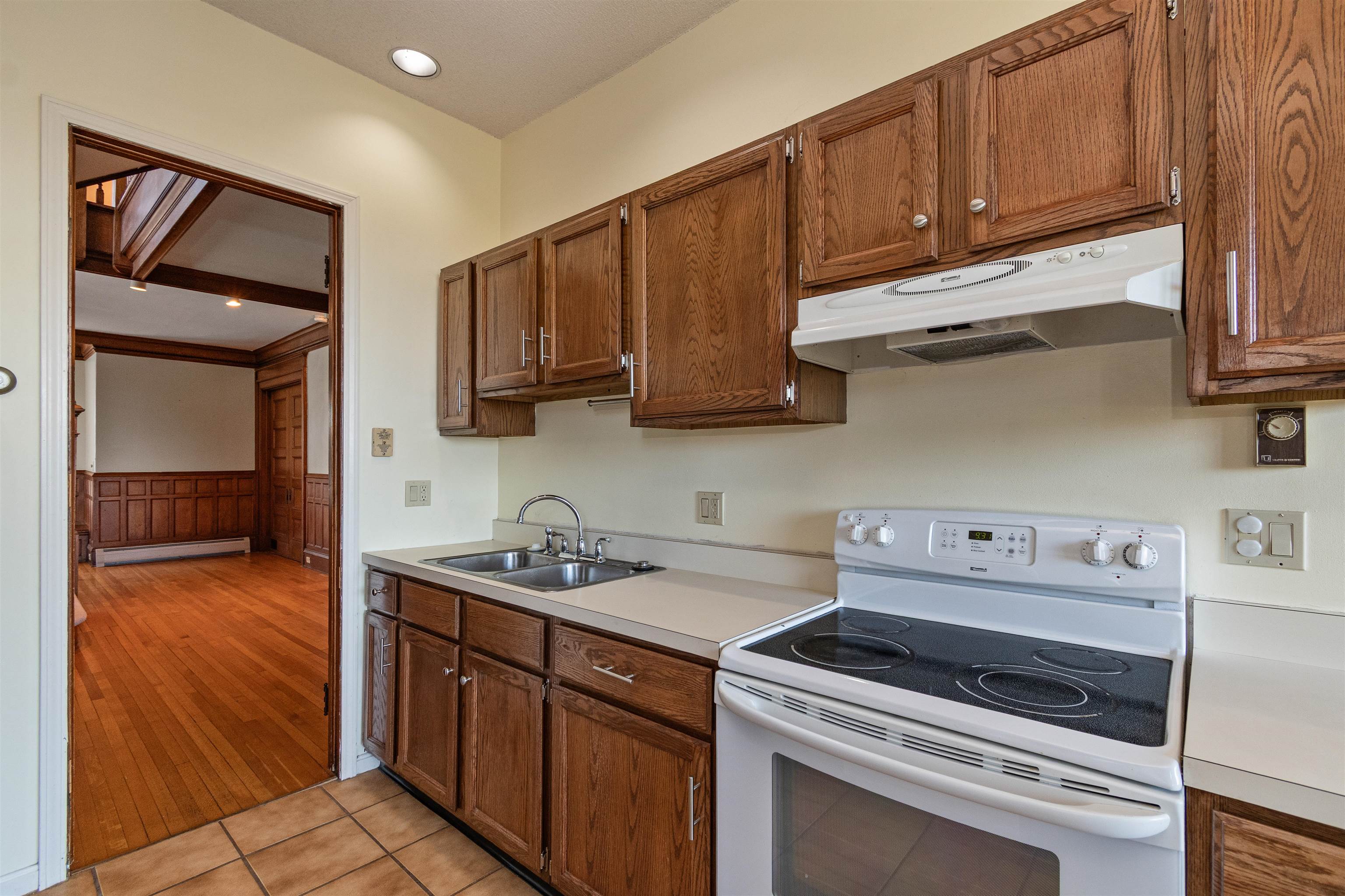 71 South Williams Street, Unit 12B Burlington, VT 05401 - Photo 32 of 57