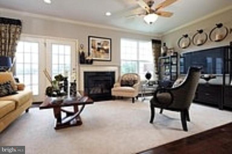 23050 Meadow Mist Road, Unit 25 Clarksburg, MD 20871 - Photo 2 of 10 Living Room