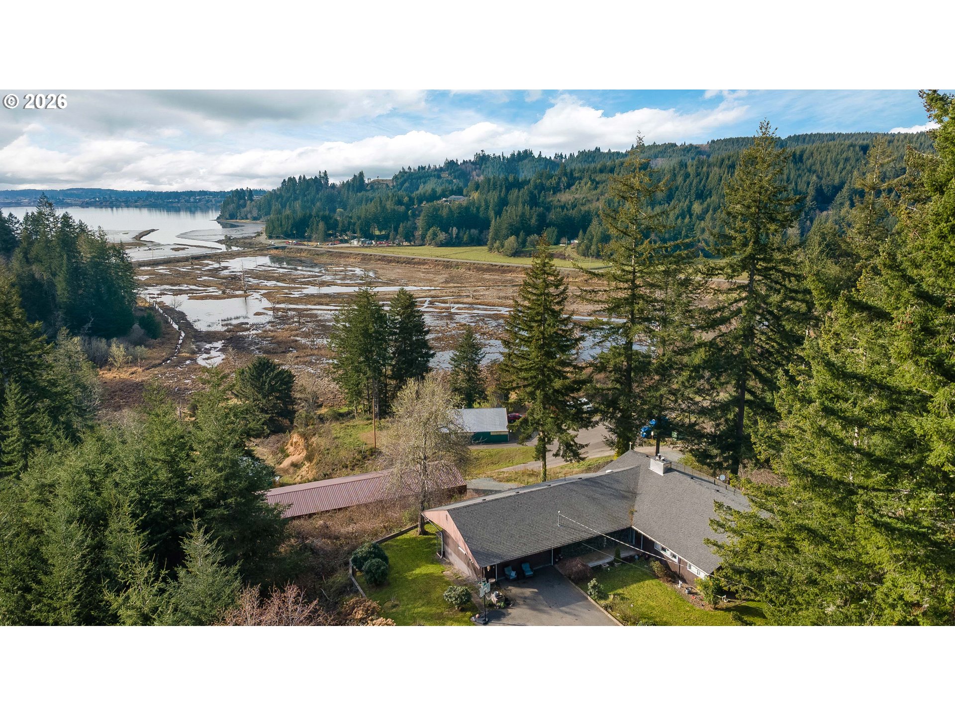 94532 Golf Course Lane North Bend, OR 97459 - Photo 2 of 47