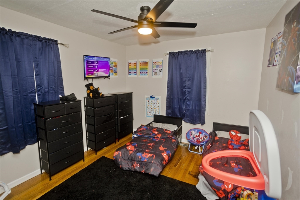 35 Merrimac Avenue Springfield, MA 01104 - Photo 28 of 29