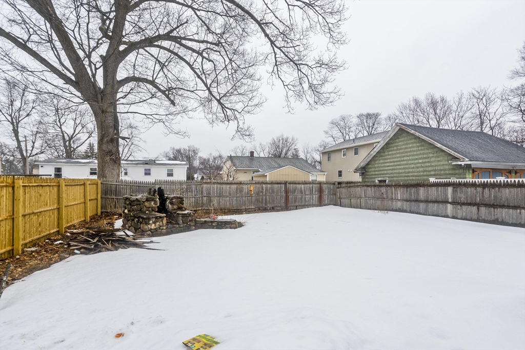 35 Merrimac Avenue Springfield, MA 01104 - Photo 29 of 29