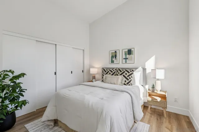 $3,249,000 | 1860 Illion Street, San Diego, CA 92110