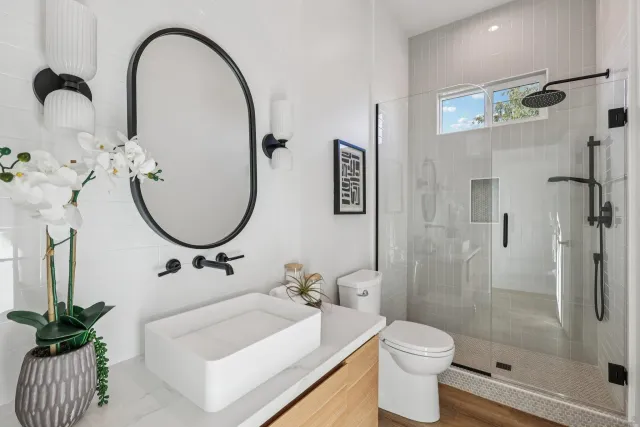 $3,249,000 | 1860 Illion Street, San Diego, CA 92110