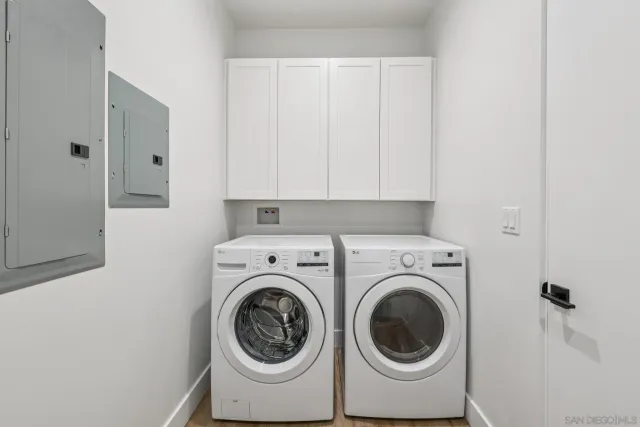 $3,249,000 | 1860 Illion Street, San Diego, CA 92110