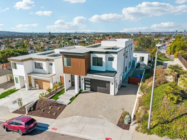 $3,249,000 | 1860 Illion Street, San Diego, CA 92110