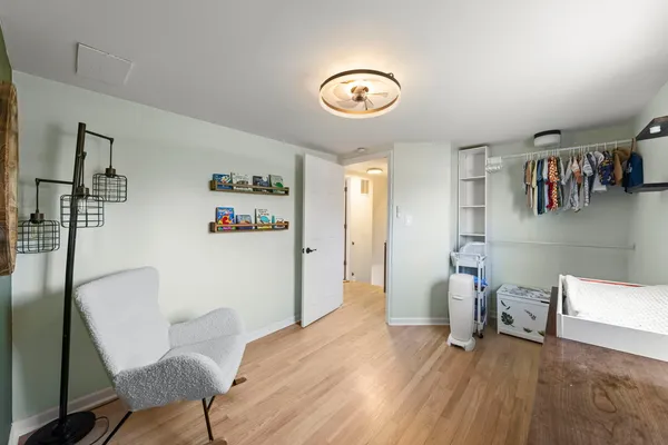 $475,000 | 934 South Highland Avenue, Arlington Heights, IL 60005