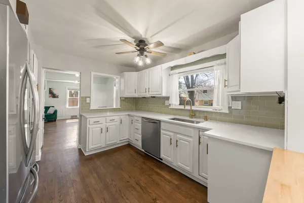$475,000 | 934 South Highland Avenue, Arlington Heights, IL 60005