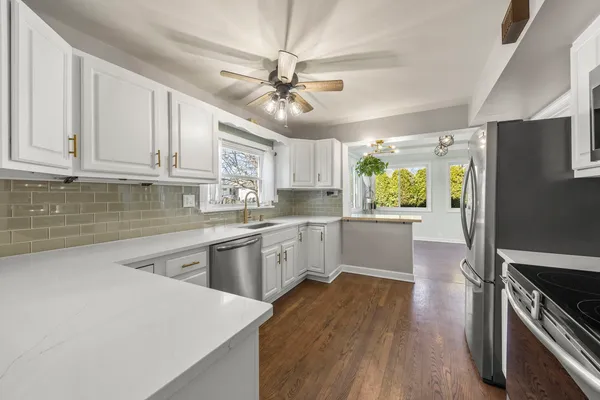 $475,000 | 934 South Highland Avenue, Arlington Heights, IL 60005