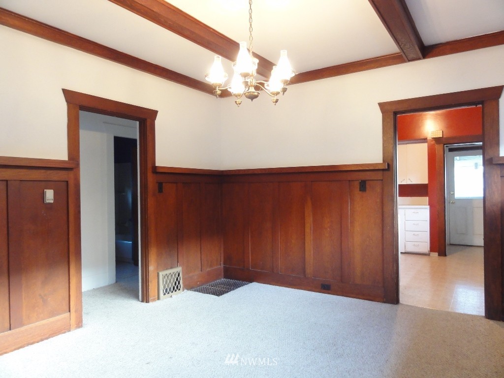 1719 North 47th Street Seattle, WA 98103 - Photo 6 of 23 Gallery Image 6