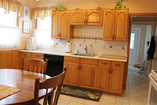 41 Rawson Road Quincy, MA 02170 - Photo 1 of 12 Gallery Image 1