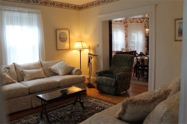 41 Rawson Road Quincy, MA 02170 - Photo 4 of 12 Gallery Image 4