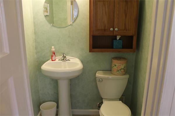 41 Rawson Road Quincy, MA 02170 - Photo 10 of 12 Gallery Image 10