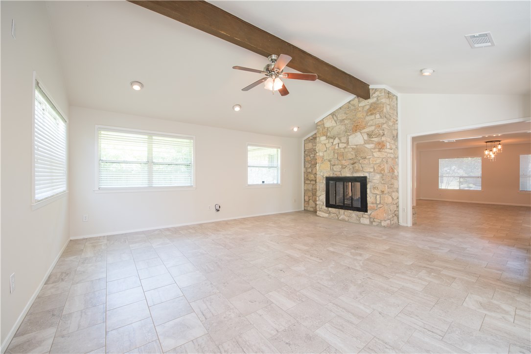2902 Silverleaf Drive Austin, TX 78757 - Photo 12 of 30