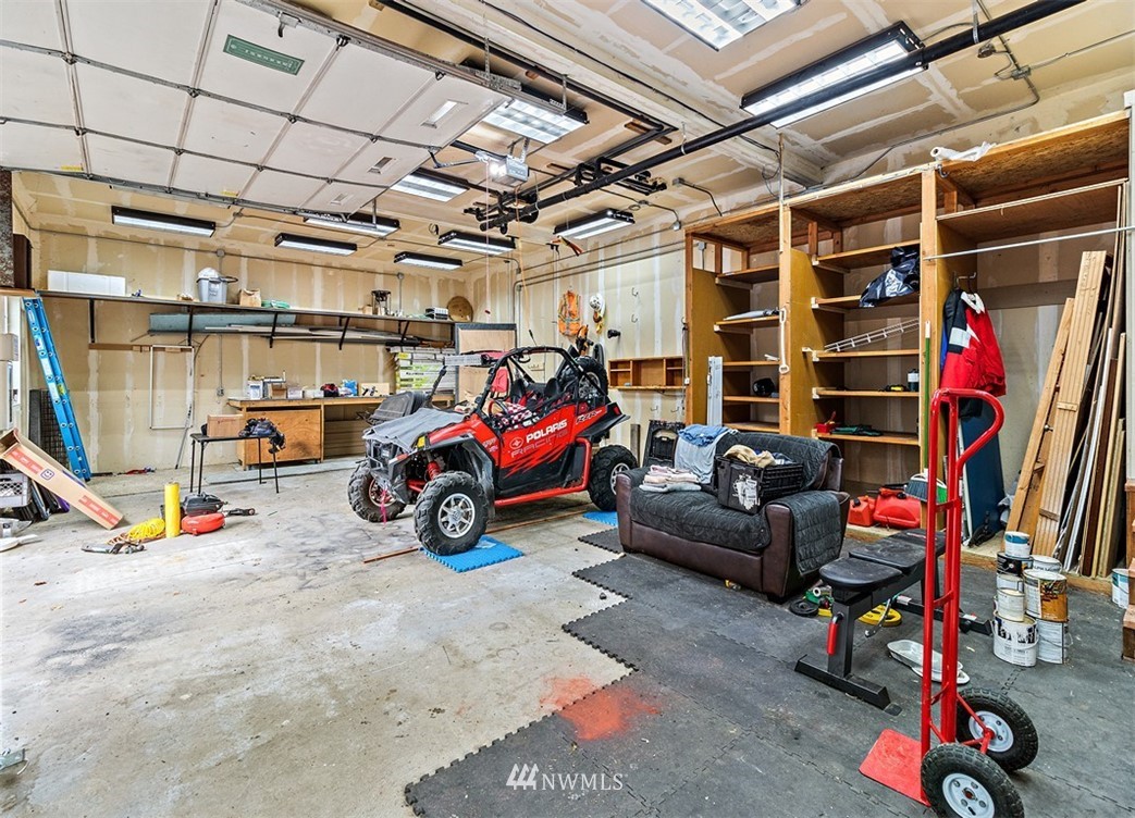 18811 Nutmeg Street Southwest Rochester, WA 98579 - Photo 25 of 25 a view of car garage