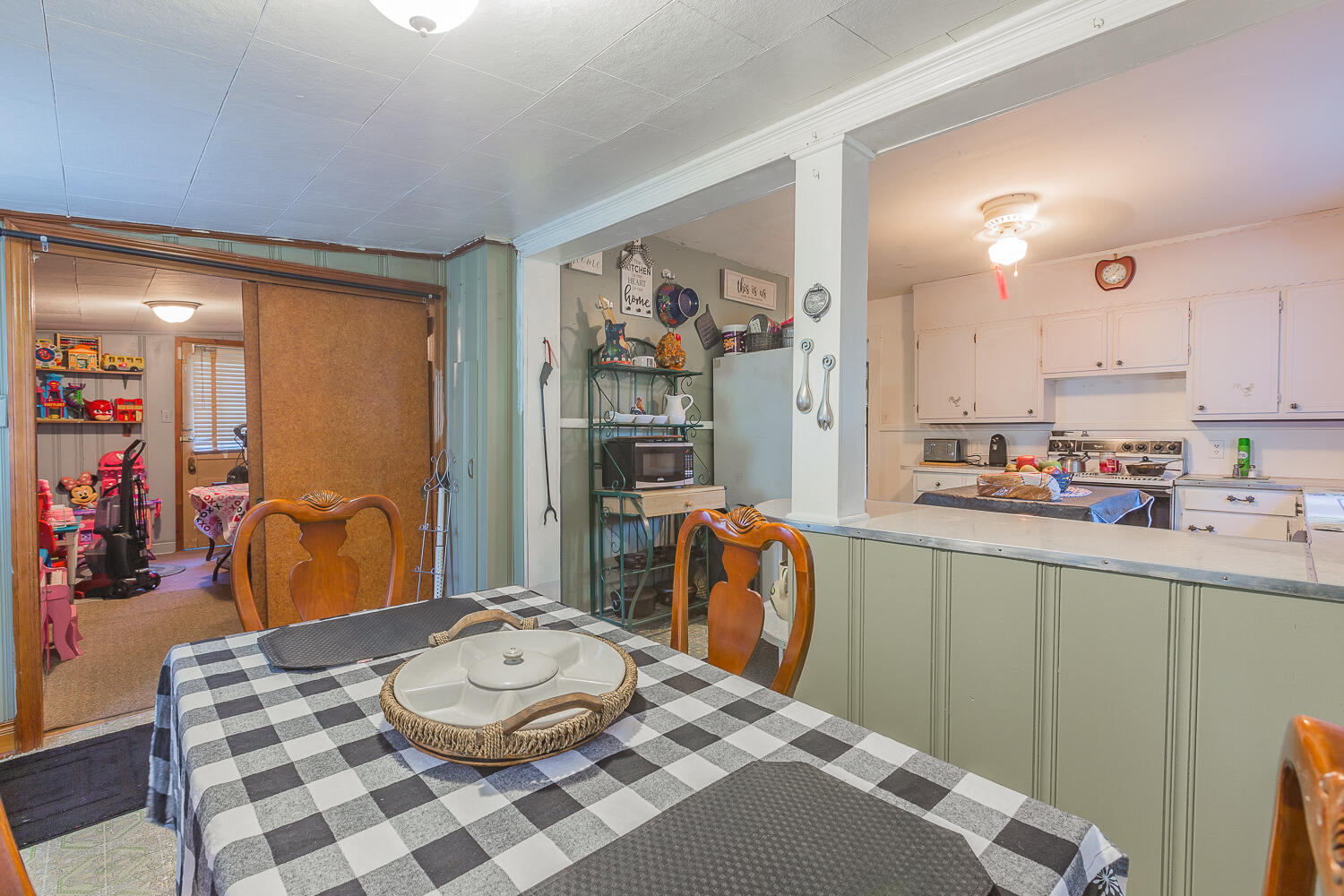 15 Broadway Road Rossville, GA 30741 - Photo 14 of 40 15 Broadway St HD_-40