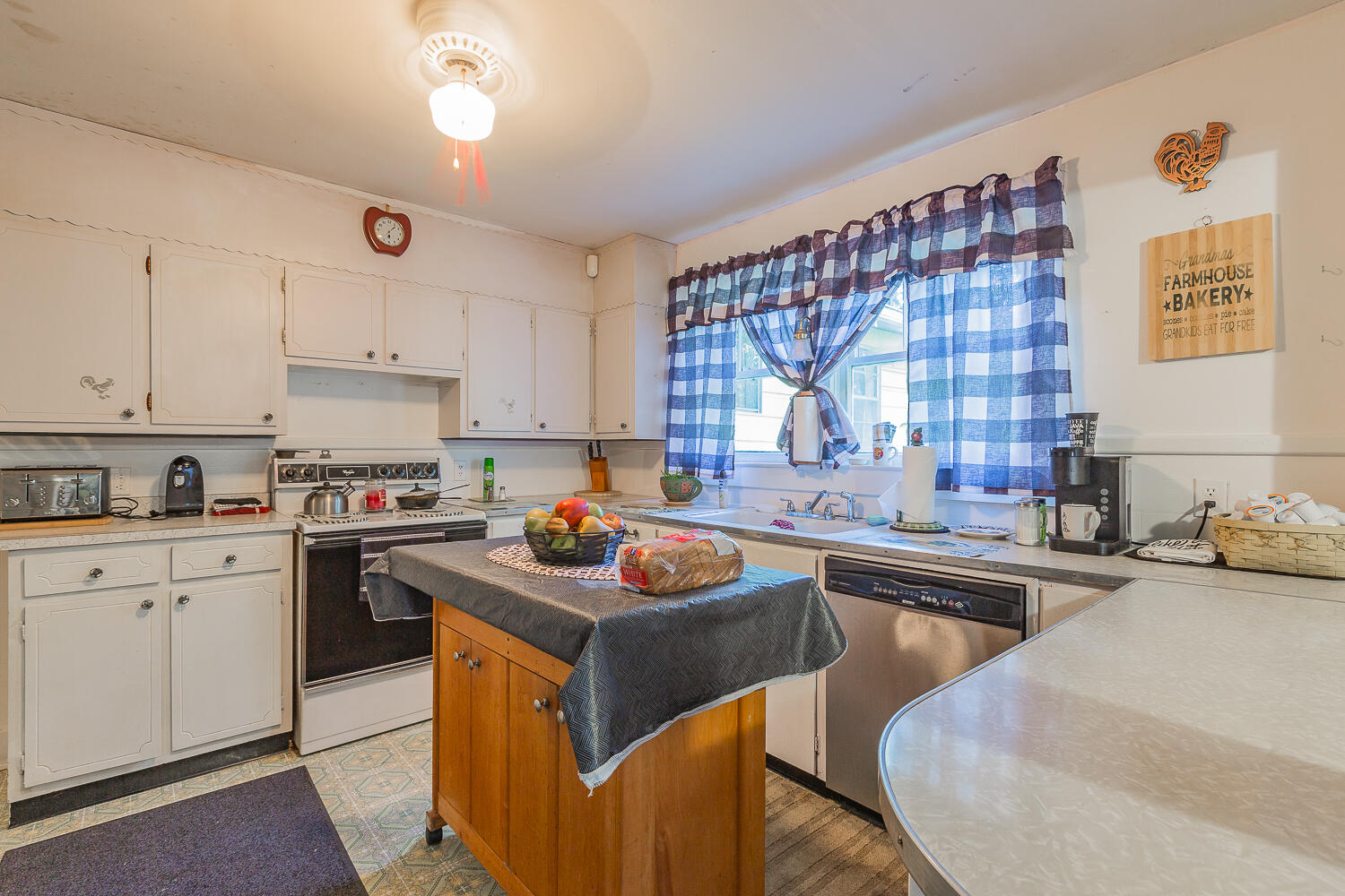 15 Broadway Road Rossville, GA 30741 - Photo 8 of 40 15 Broadway St HD_-35