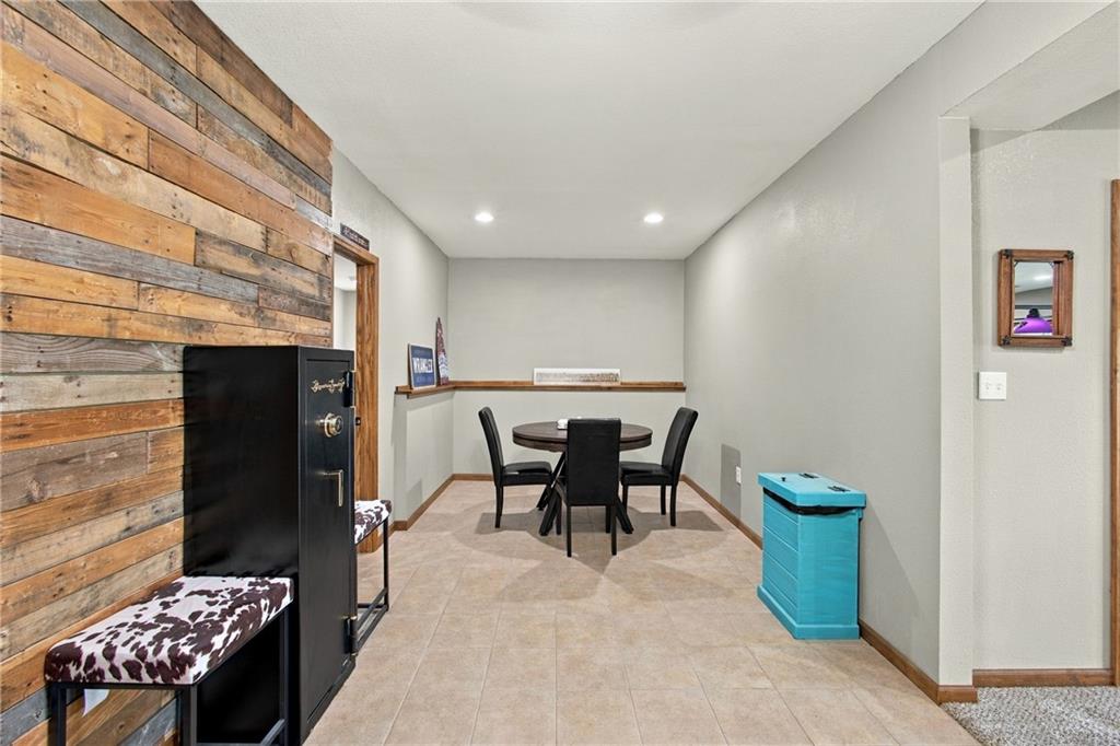 2064 North 900 Road Eudora, KS 66025 - Photo 31 of 65 Gallery Image 31