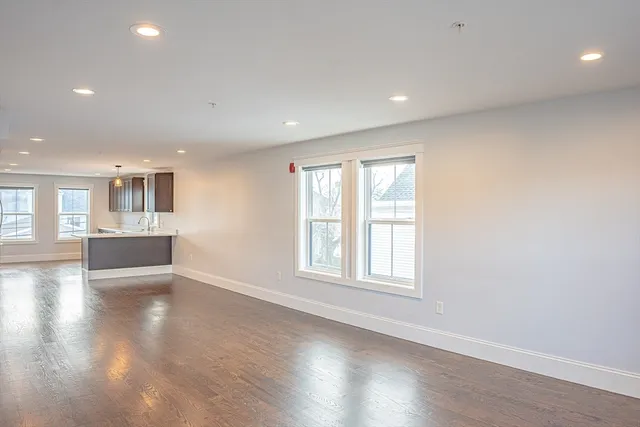 $809,900 | 244 Central Avenue, Unit 5, Medford, MA 02155