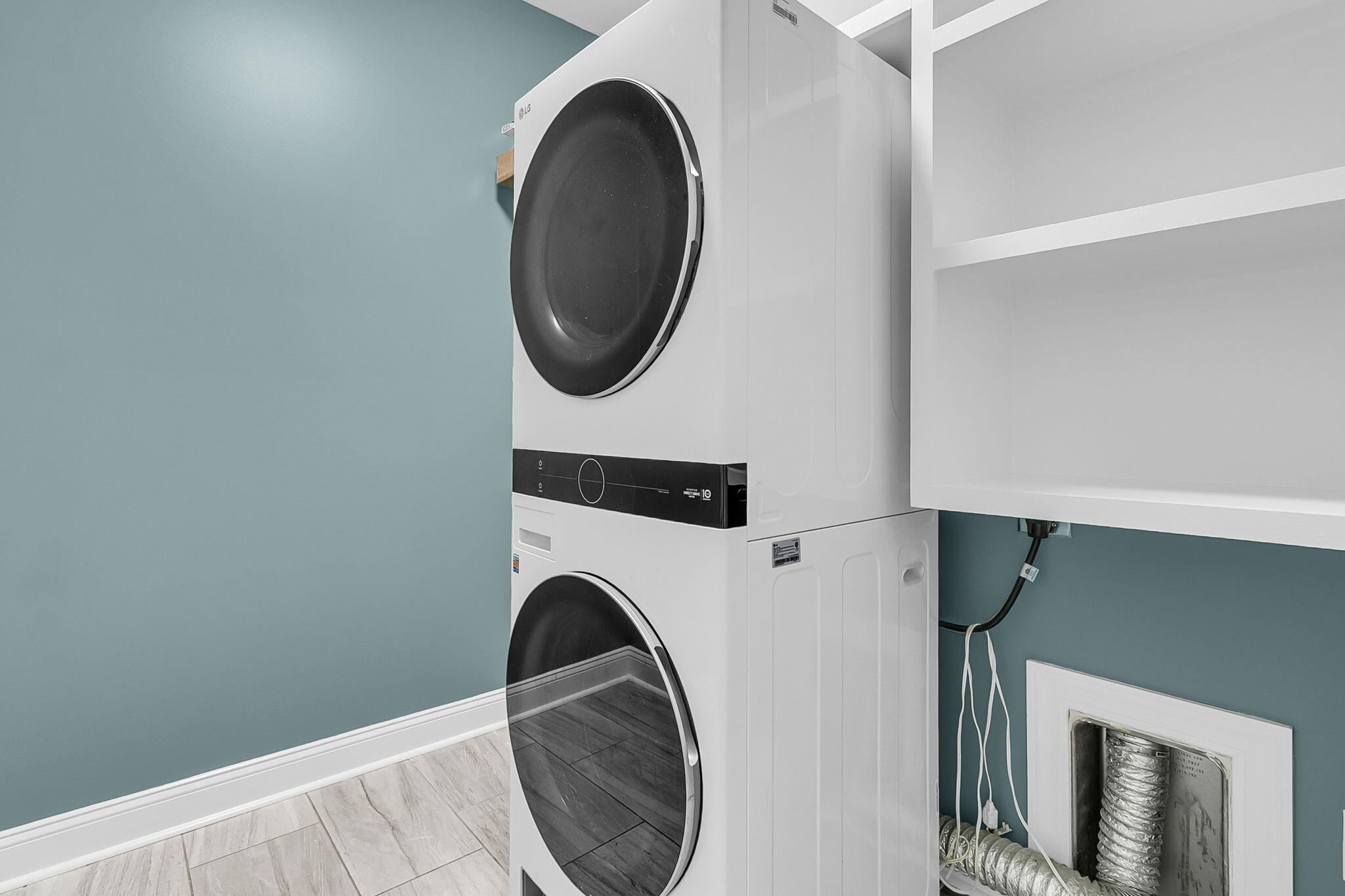 2855 Wagner Way Mount Pleasant, SC 29466 - Photo 28 of 61 Laundry Room