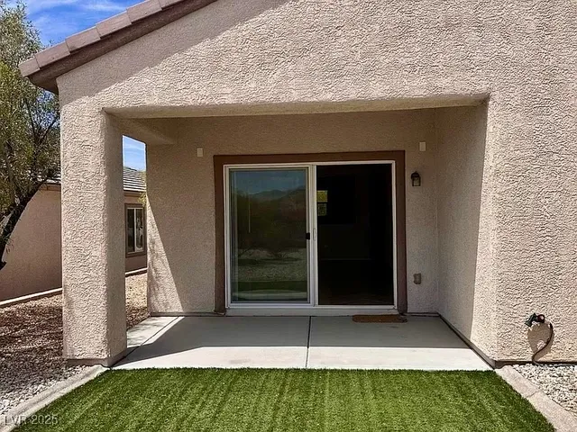 $2,100 | 2603 Solera Moon Drive, Henderson, NV 89044