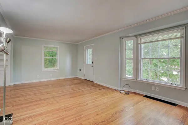 $1,925 | 5043 Boulevard Place, Indianapolis, IN 46208