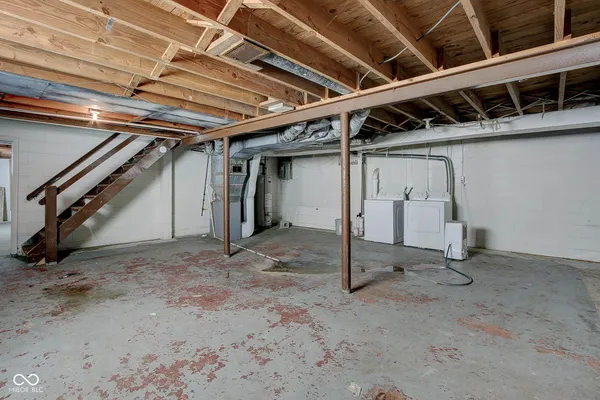 $1,925 | 5043 Boulevard Place, Indianapolis, IN 46208