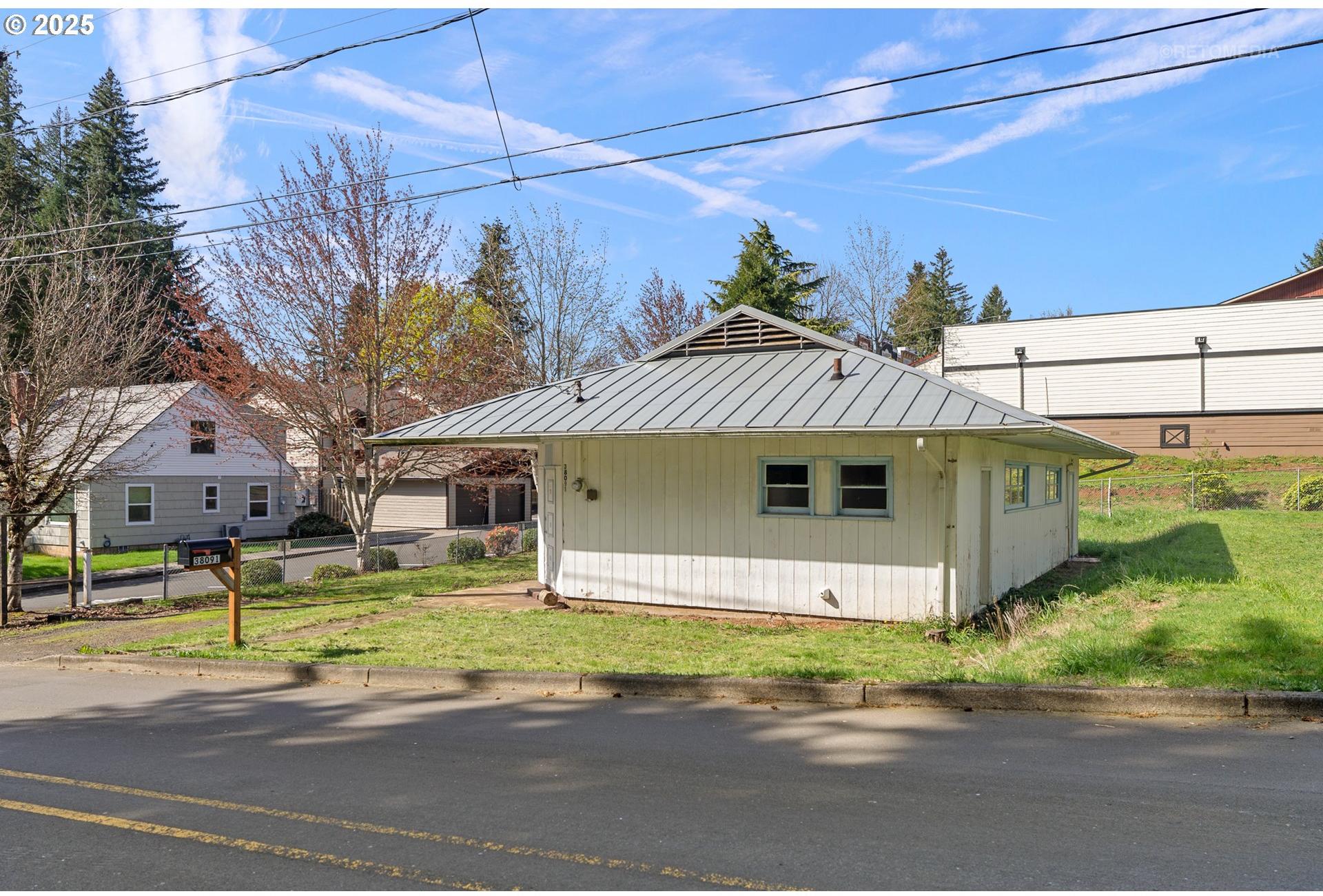 38091 Sunset Street Sandy, OR 97055 - Photo 1 of 21 Gallery Image 1