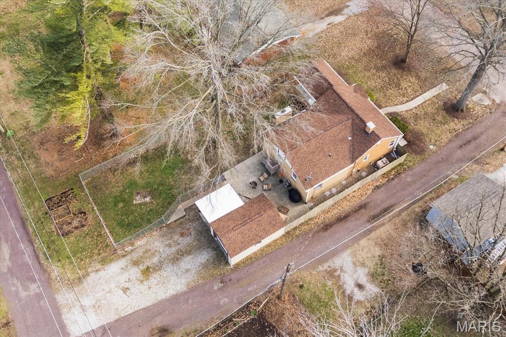 615 Portland Avenue Belleville, IL 62220 - Photo 2 of 27