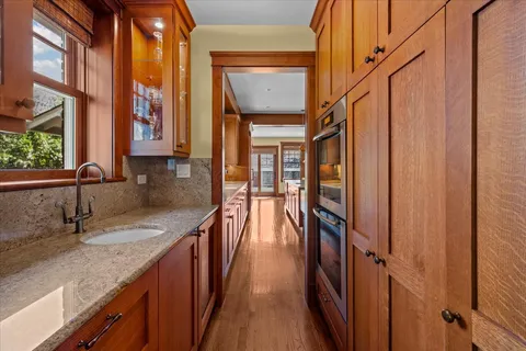 $1,950,000 | 431 Laurel Avenue, Wilmette, IL 60091