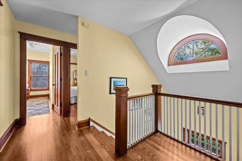 $1,950,000 | 431 Laurel Avenue, Wilmette, IL 60091