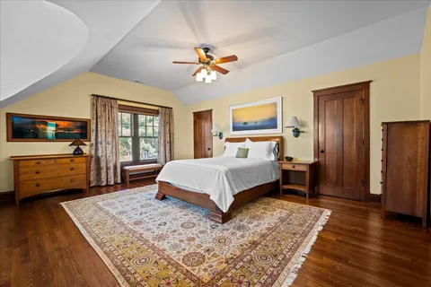 $1,950,000 | 431 Laurel Avenue, Wilmette, IL 60091