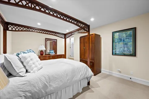 $1,950,000 | 431 Laurel Avenue, Wilmette, IL 60091