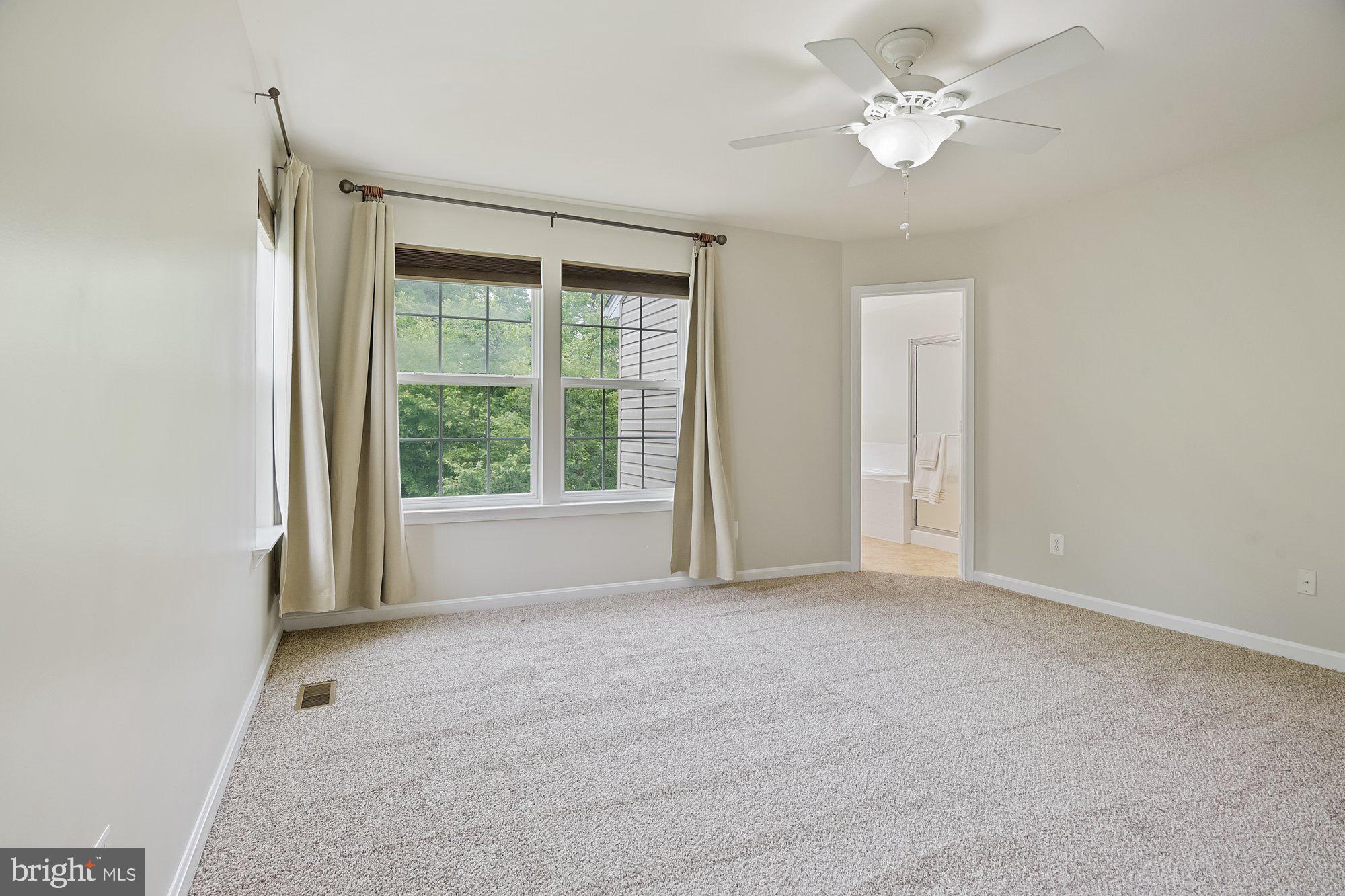 1948 Waltman Road Edgewood, MD 21040 - Photo 21 of 32 All curtains are included!